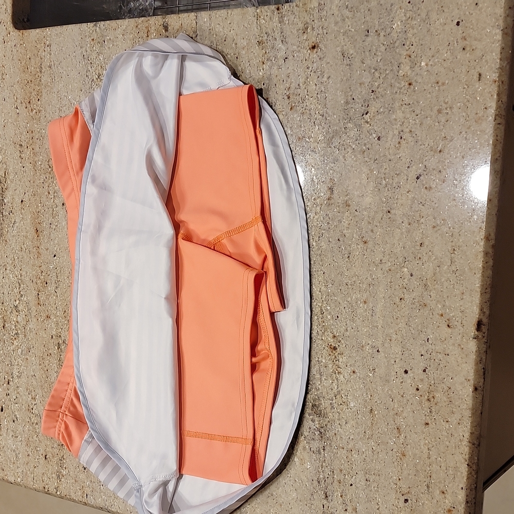 HEAD tennis Skort. Size Med. Like new. - Picture 2 of 6